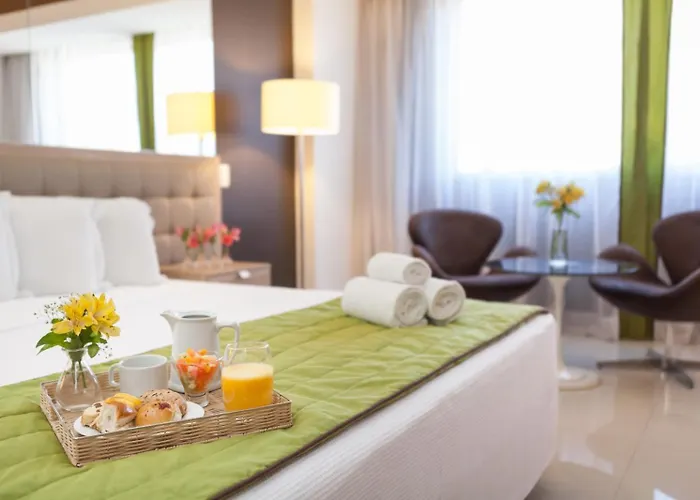 Esuites Savassi Toscanini Belo Horizonte